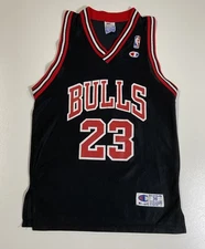 Vintage Chicago Bulls Michael Jordan Jersey Sz 36 Black Alternate Champion 90s