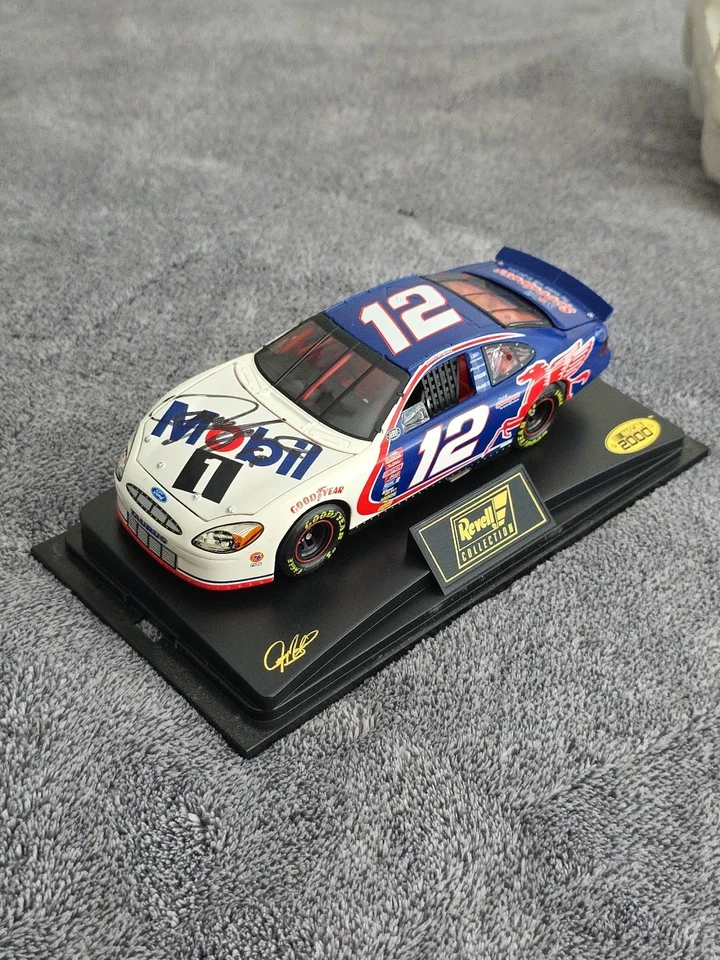 Coche diecast autografiado por Jeremy Mayfield 1/24, Revell, firmado sin certificado de autenticidad, 2000 Foto 2 de 4