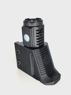 FOX 2 INDUSTRIES Tactical Flashlight - Rechargeable - 300 Lumen - 3 Wick - Picatinny Mount