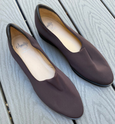 Amalfi Sz 10.5 Womens Lightweight Slip On Comfort Stretch Flats Brown