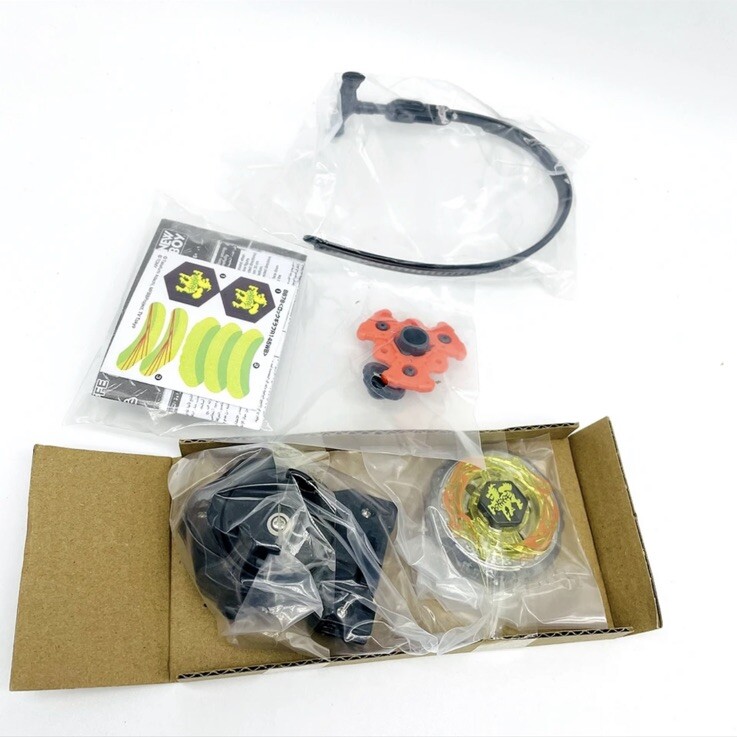 シロマル Rock Giraffe / Zurafa R145WB Metal Masters Beyblade Starter