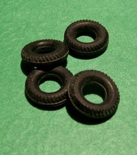 4 CORGI TOYS round TREAD TIRES for 1968 James Bond 007 Aston Martin 261