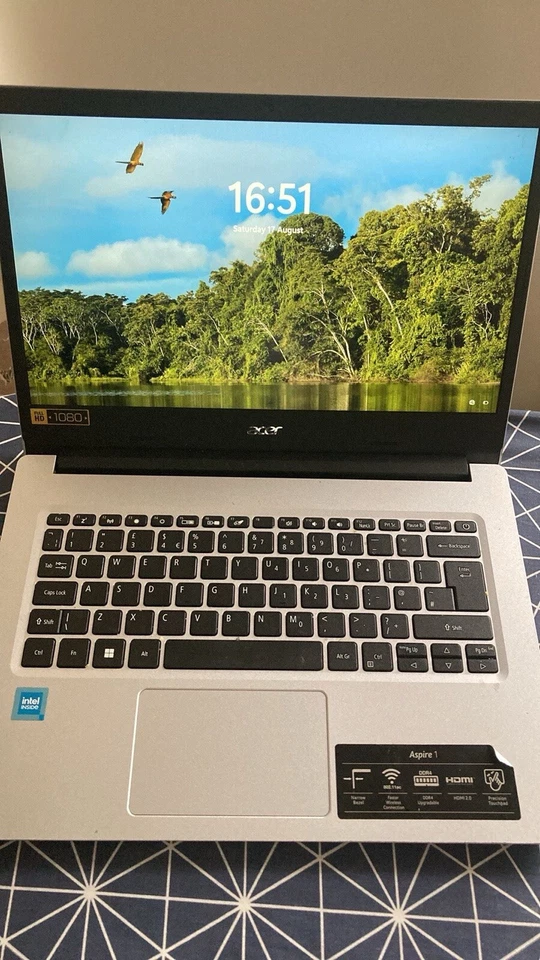 Acer 14-Inch Laptop – 64GB Storage, Intel Celeron, 4GB RAM – Great Condition! - Image 2 of 2