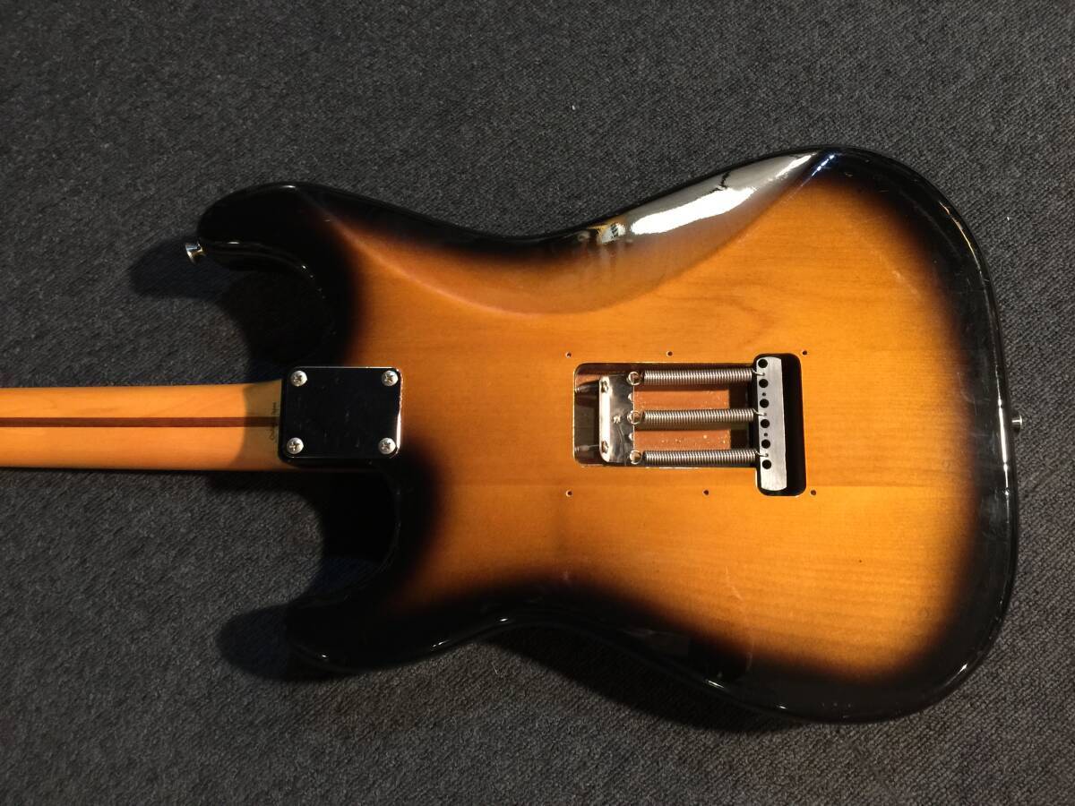 Electric Guitar Fender Stratocaster 2TS ST-57TX Sunburst