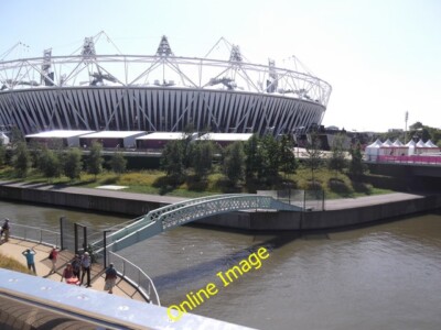 Photo 6x4 Olympic Stadium and footbridge Stratford/TQ3884  c2012