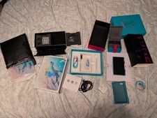 HIBY Hatsune Miku M500 WIFI  YUME IEM bundle. Badge and acrylic stand sealed