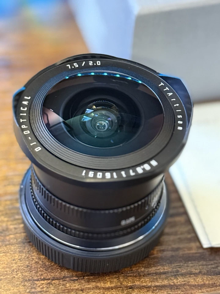 TTartisan 7.5mm F2.0 APS-C MF Fisheye Lens for Sony E Canon RF EF-M XF Z M43 L - Image 3 of 4