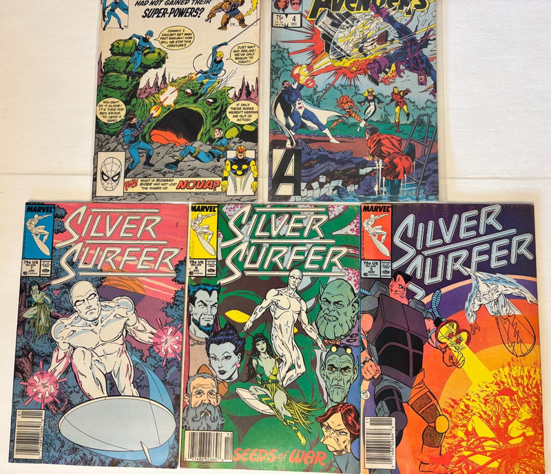 5 Marvel Comic Book Lot Vtg West Coast Avengers Fantastic Four Silver Surfer
