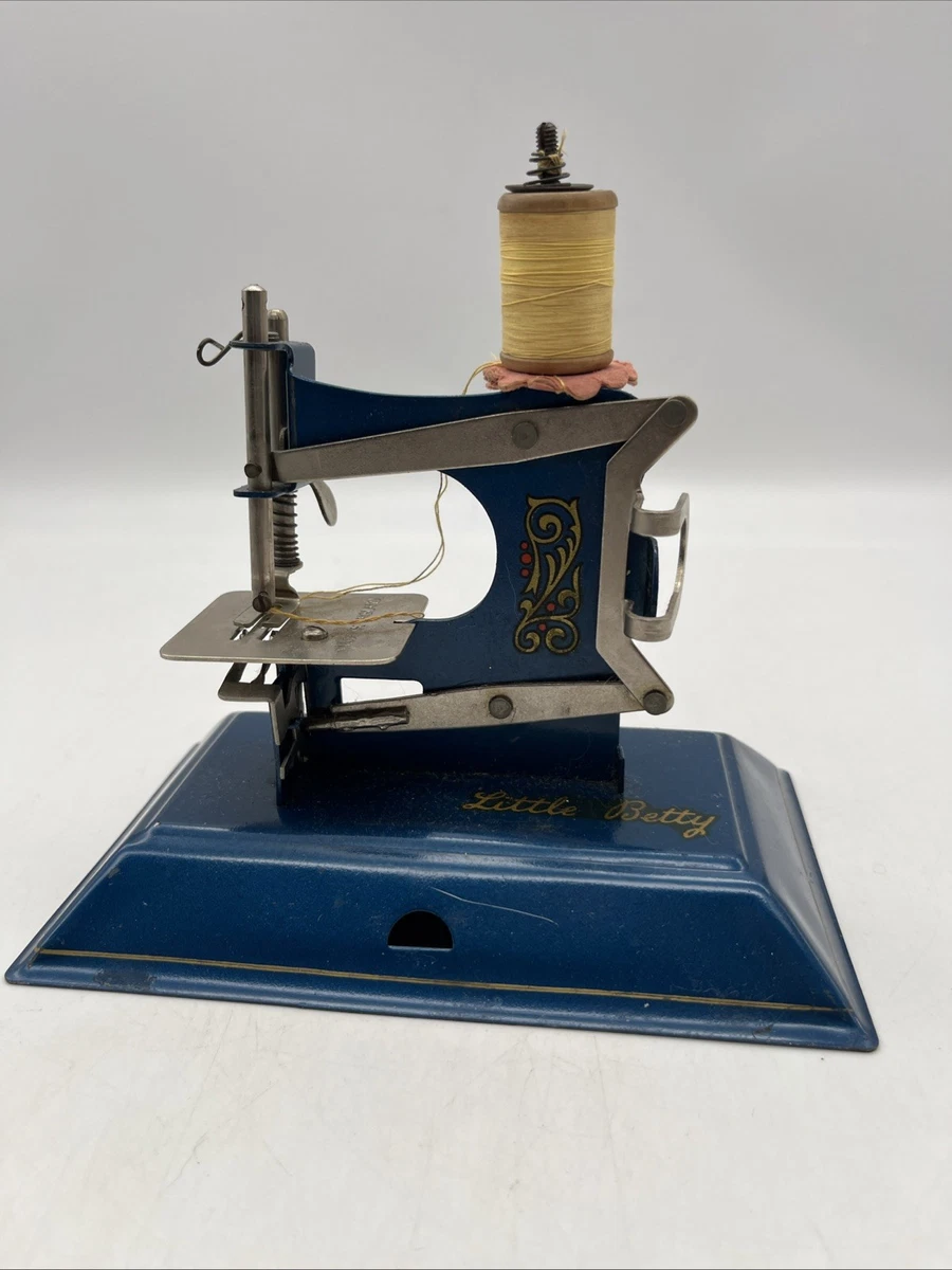 Vintage Original Child-sized Sewing Machine Collectible Sewing