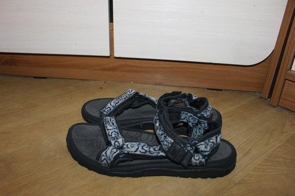 Women Teva Heels Black 38