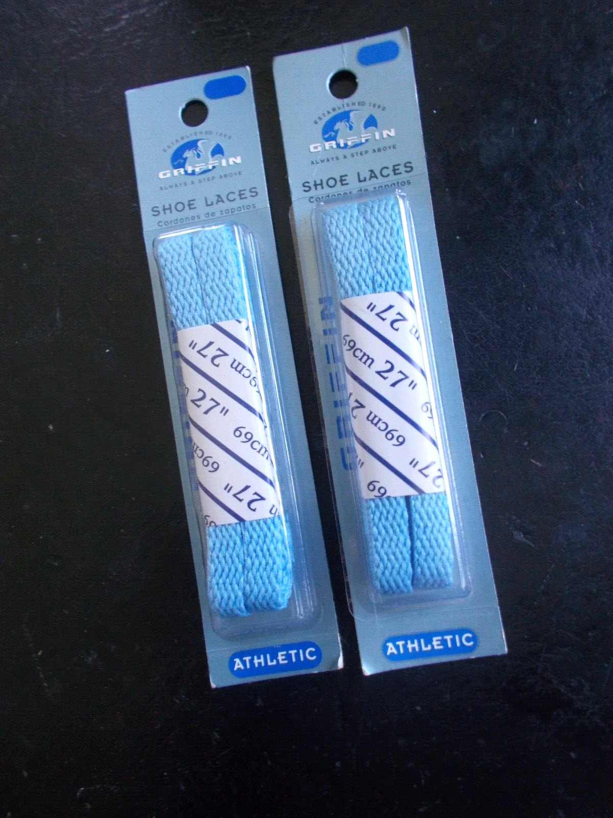 APL 2 nuovi paia lacci per scarpe da ginnastica 27" piatti blu pastello marca griffin