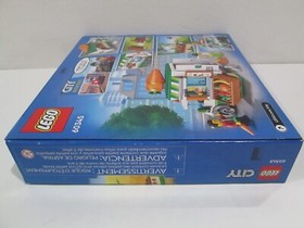 Lego City 2 set lot 60347 Grocery Store & 60345 Farmers Market Van *BRAND NEW!!*