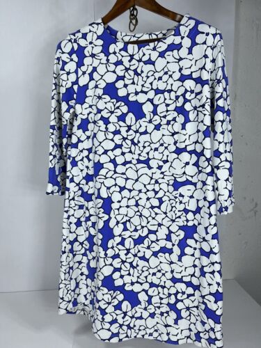 MAHI GOLD Dress $170 Smooth Stretch Floral Casual Size L 3/4 Sleeve Vacation