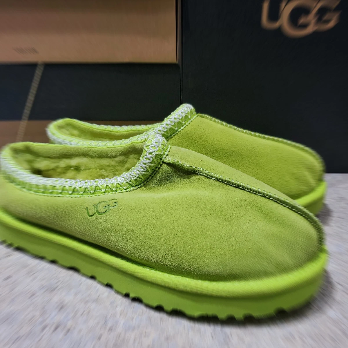Ugg slippers hotsell lime green