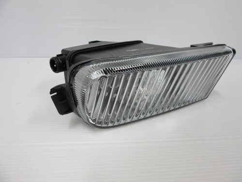 AUDI 100 C4 1990-1994 PARACHOQUES DELANTERO CONDUCTORES LUZ ANTINIEBLA LATERAL OEM CALIDAD DEPO PARTE - Imagen 3 de 9