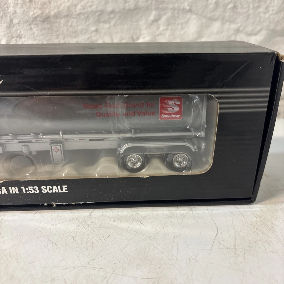 1:53 Collectible Diecast  Tonkin Replicas Marathon Kenworth T800 Speedway V2 - Image 4 of 4