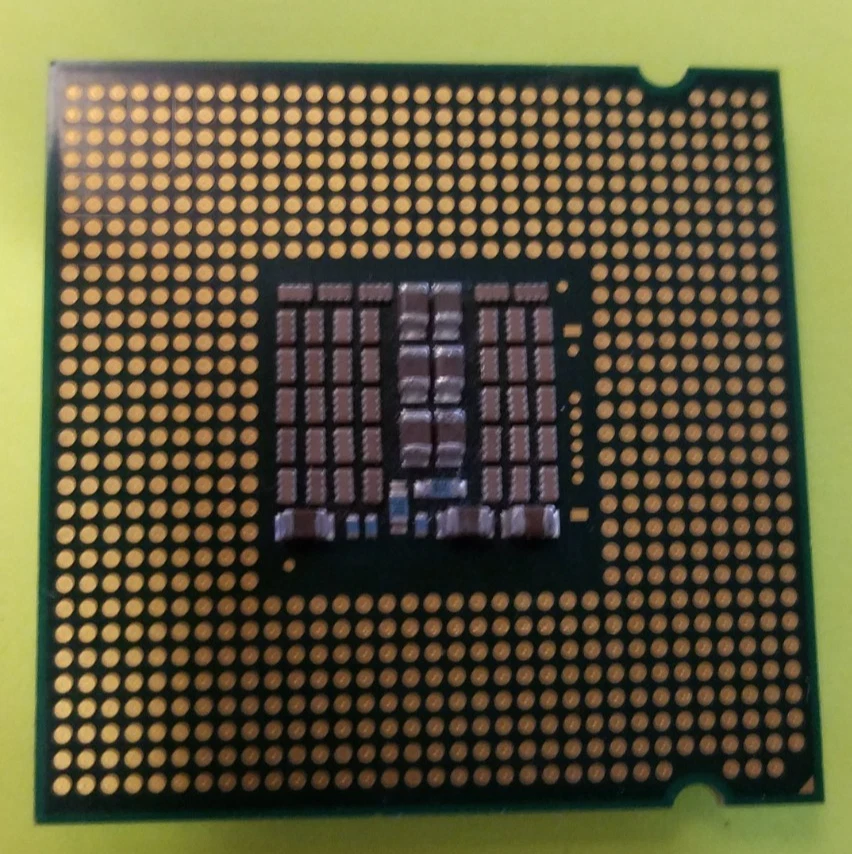 Procesador Intel Core 2 Extreme QX9650 3 GHz cuatro núcleos 12M 1333 SLAN3 Socket 775 Foto 2 de 2