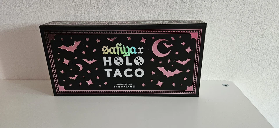 Holo Taco & Safiya Box