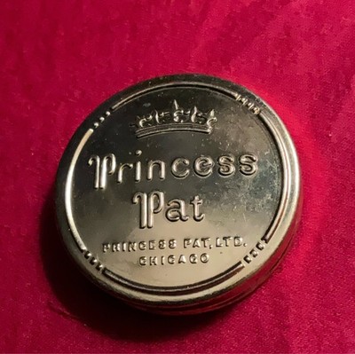 Princess Pat Rouge Tin Compact Chicago Brass Metal Makeup Case 1.5