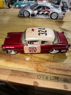 MAISTO 1/26 ALL STARS 1955 BUICK CENTURY FIRE DEPT DIE-CAST RED 