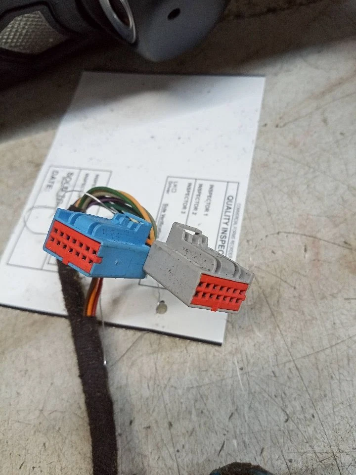 Used Left Door Mirror fits: 2011 Volvo 70 SERIES Power C70 heated and illuminate Foto 2 de 4