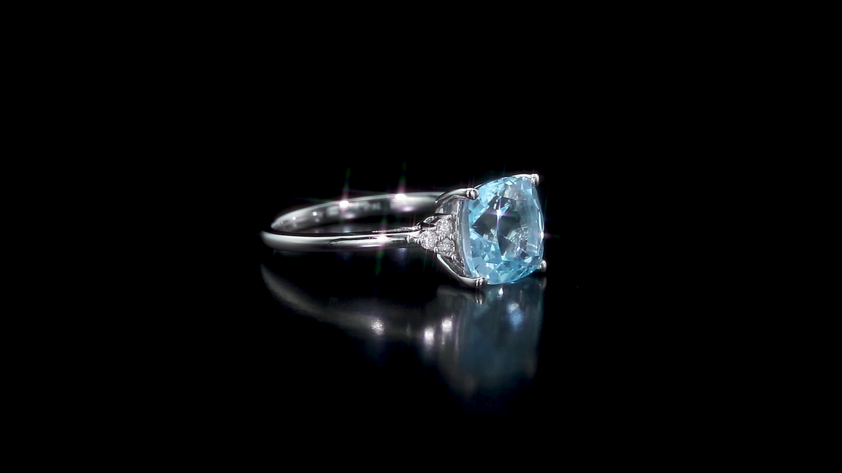 Amour 10k White Gold 0.06 CT Diamond & 2 1/2 CT TGW Blue Topaz Sky 