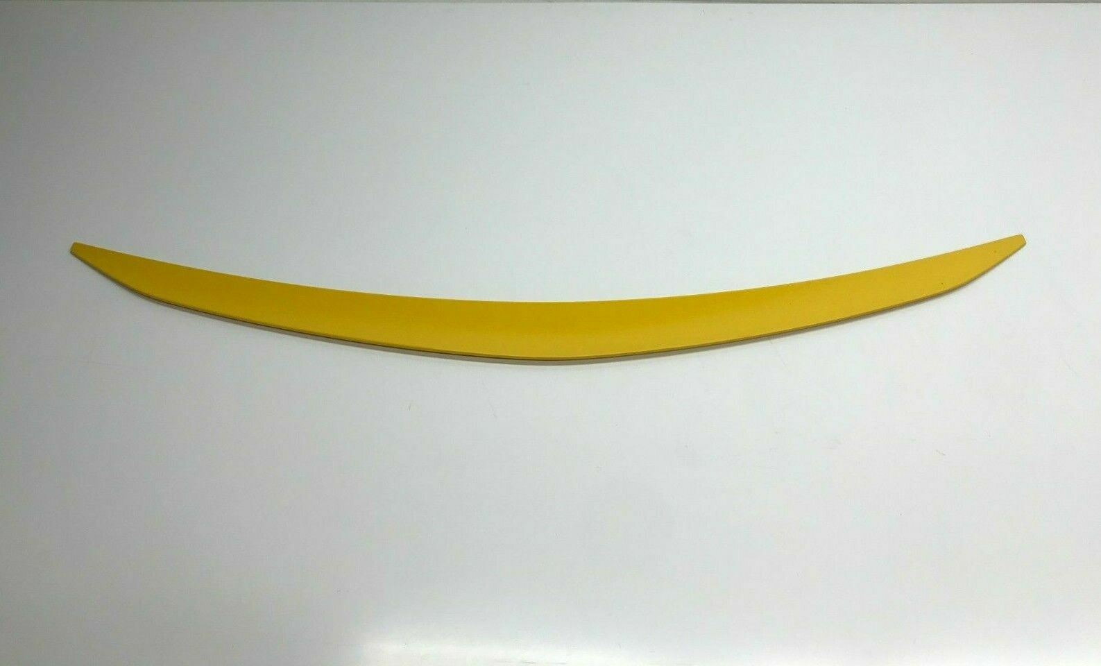 LAMBORGHINI URUS REAR WING SPOILER YELLOW OEM 4ML827950