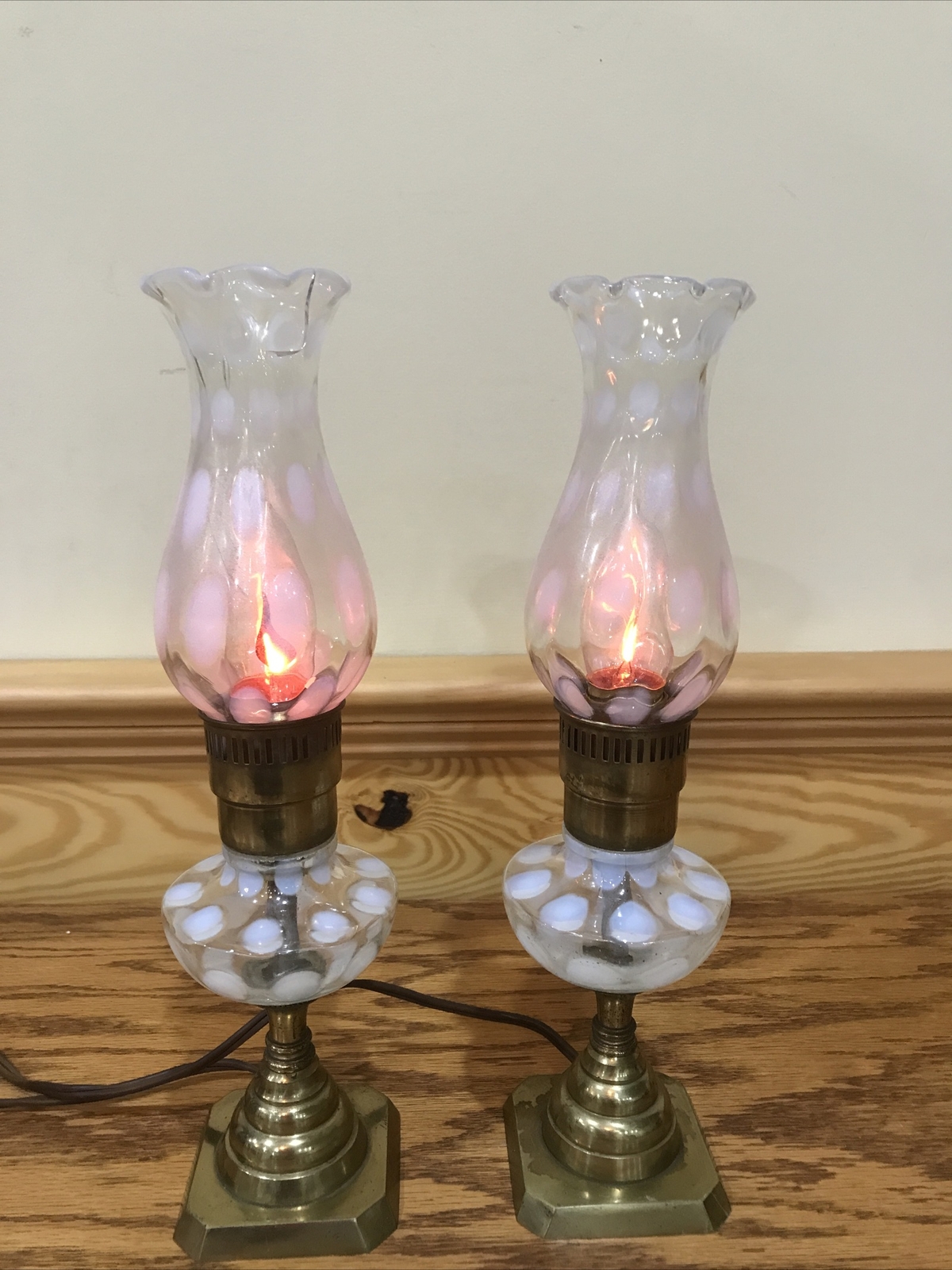 PAIR FENTON WHITE OPALESCENT COIN DOT BOUDOIR NIGHT STAND END TABLE