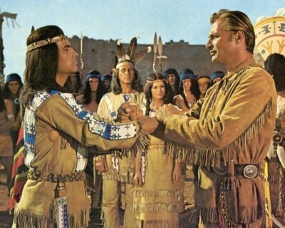 APACHE GOLD PRINTS AND POSTERS 294185