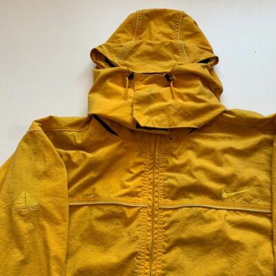 Vintage 90s Nike ACG Embroidered Snowboard Jacket Large Rare 