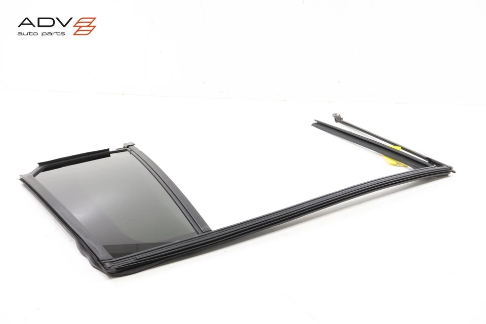 Buick Enclave 2025 puerta trasera izquierda canal de funcionamiento y ventilación vidrio OEM Foto 3 de 4