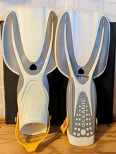 OCEANIC Manta Ray Open Heel Snorkling Fins White  Gray Men SIZE LARGE 9-13
