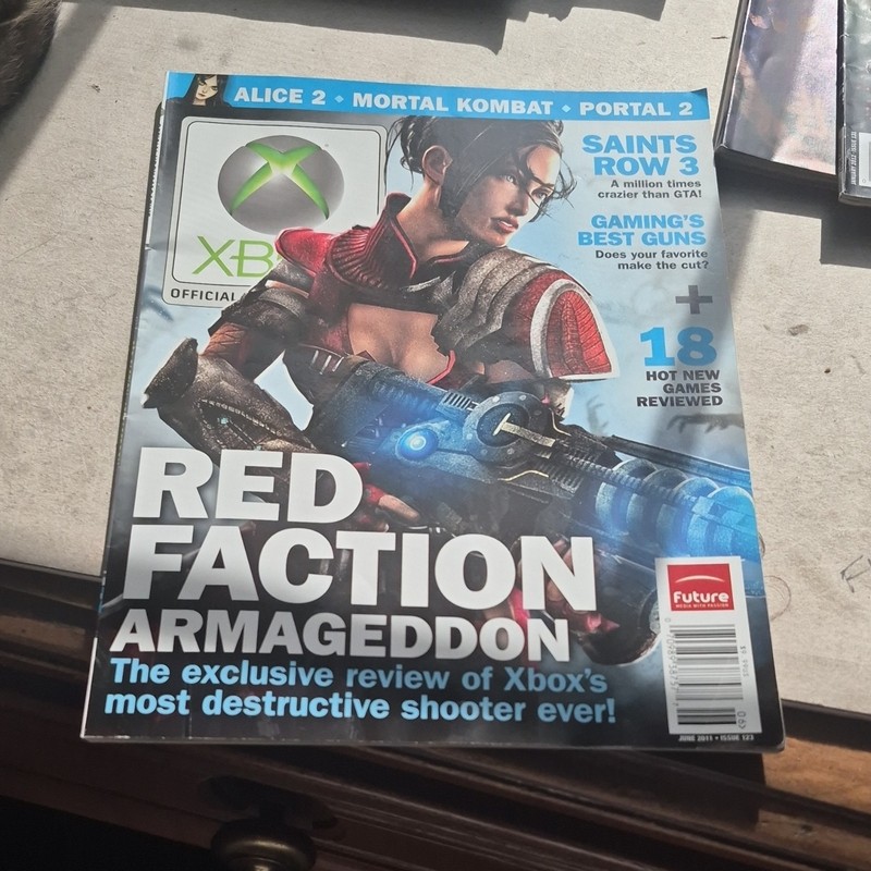 Official Xbox Magazine June 2011 Issue 123 Red Faction Armageddon Illustrated