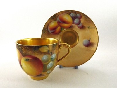 ROYAL WORCESTER OBST BEMALTE HALBTASSE TASSE & UNTERTASSE SIGNIERT VON WILLIAM ROBERTS
