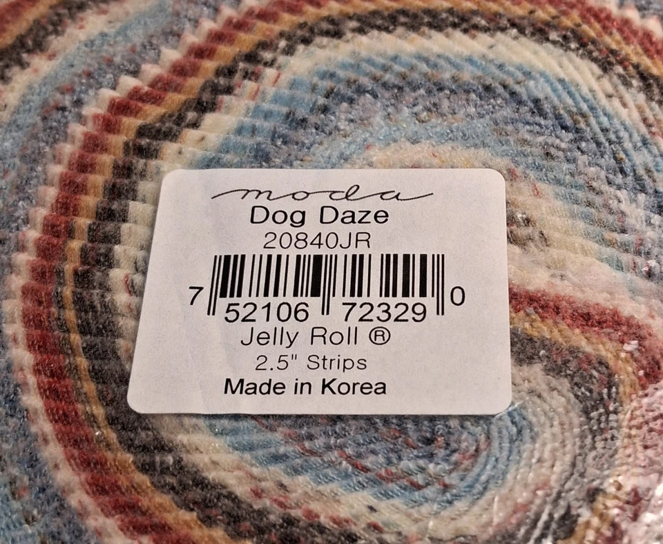 1 Lb 2.5" Moda Fabrics Dog Daze Jelly Roll 20840JR Moda Precuts - Image 3 of 4
