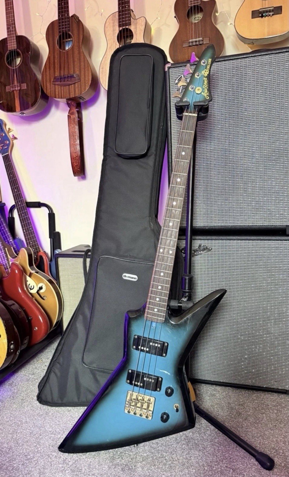 Aria Pro II ZZB Deluxe Explorer Style Bass Guitar  With Gig Bag 1983