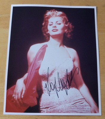 Sophia Loren signed photo COA