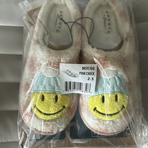 Dakota Fleece Pink Plaid Happy Face Kids Girls Slippers Size L 2/3