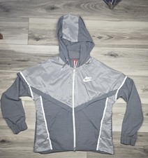 Nike Women's Windrunner Windbreaker Jacket Small Gray Full Zip Hooded Running M