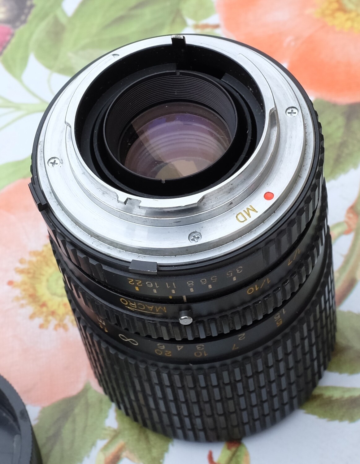 B.I.G. Adaptateur d'objectif tiers Minolta MD à Sony E
