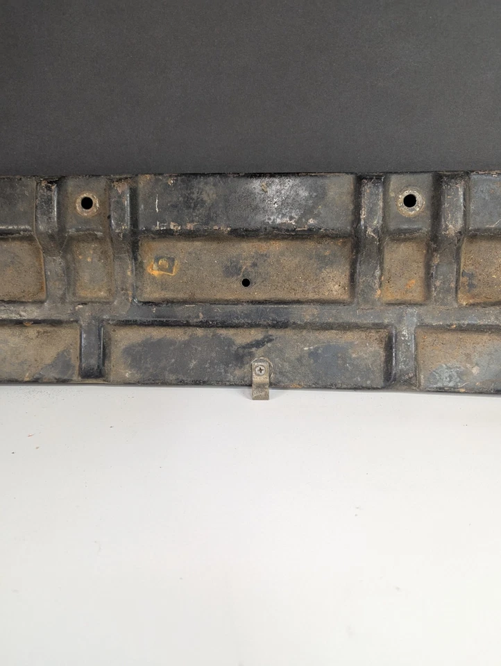 74 75 76 77 78 79 80 1973 Chevy Truck radiador montaje superior soporte panel OEM OE Foto 3 de 4