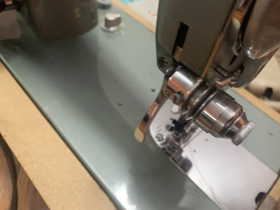 White Rotary Sewing Machine Made In Japan Model 659 E-6354 Juki