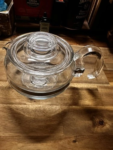 Vintage Pyrex 8446 B Teapot 6 Cup Glass & Stainless Trim Beautiful Blue tint.