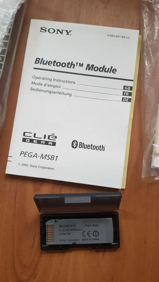 Mega Rare Special Edition Sony Clie T625C PDA + Bluetooth Dongle and Accessories - Image 4 of 4