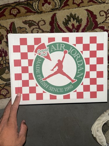 Air Jordan 4 Retro Pizza IH2094-200 GS Size 6.5Y IN HAND SHIPS ASAP - Picture 4 of 5