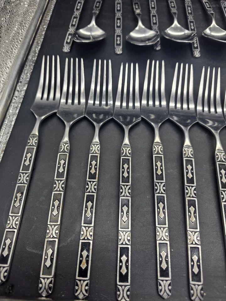 Lote de cubiertos Stanley Roberts SRB37 (63) piezas usadas MCM cucharas horquillas  Foto 2 de 4