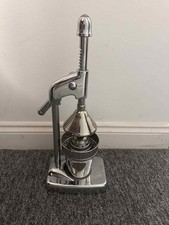 Vintage Heavy Duty Citrus Press Juicer  Cast Metal  2.47kg  c.1960s–70s 