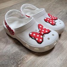 CROCS Disney Minnie Mouse Classic Clog (Little Kid/Big Kid) J1