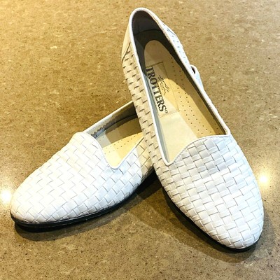 woven flats womens