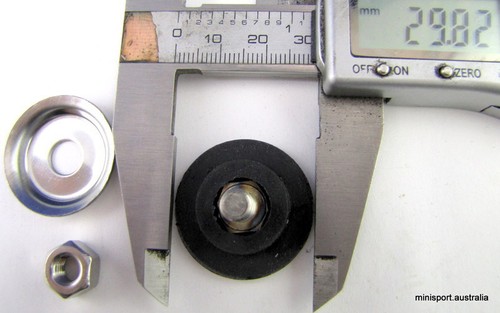 Stainless steel universal/aerial hole plug. - Picture 5 of 7